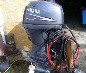 Yamaha F40 hk m powertrim,elstart & 4 takt